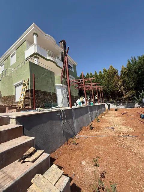 Ahşap veranda ve teras üstü kapama — uygulama fotoğrafı 38